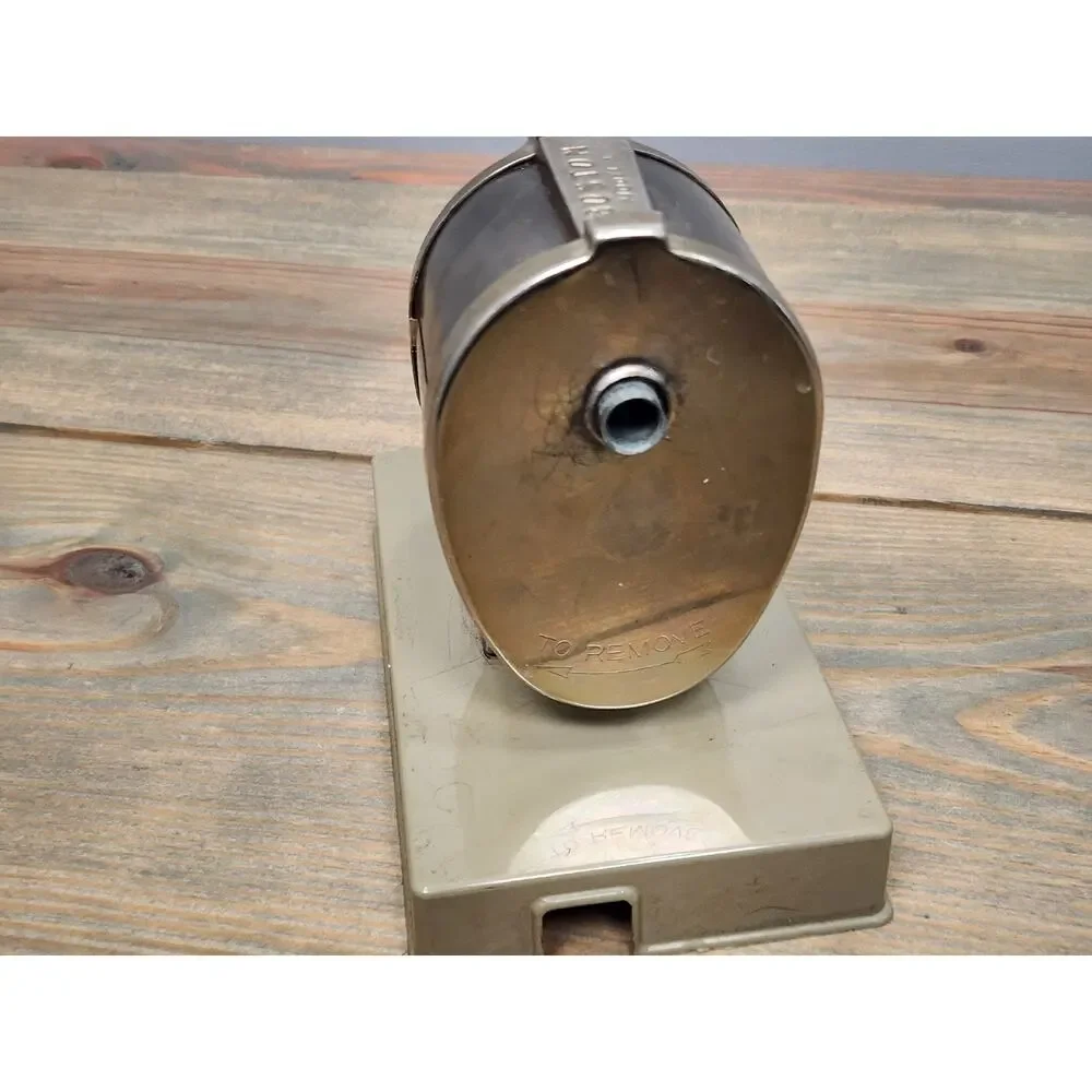 Boston L Model Pencil Sharpener Vintage Model Wall or Desk Mounted Hand Crank